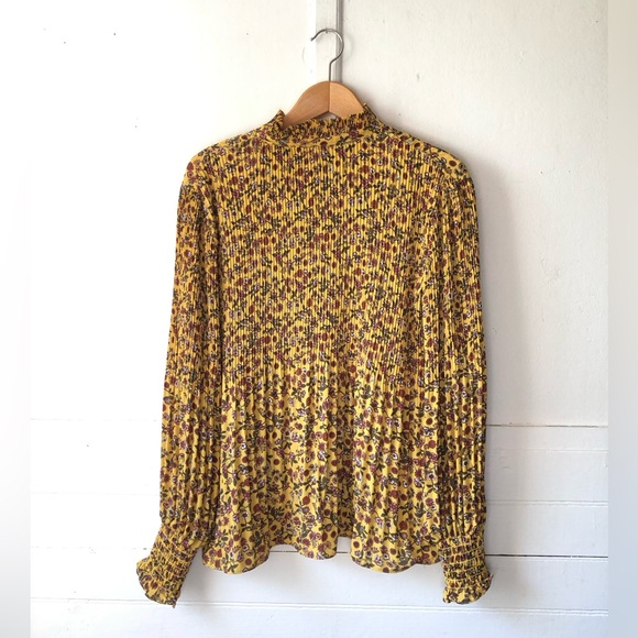 NEW Max Studio Yellow Floral Print Tie Neck Long Sleeve Release Pleat Blouse MED - Picture 8 of 12